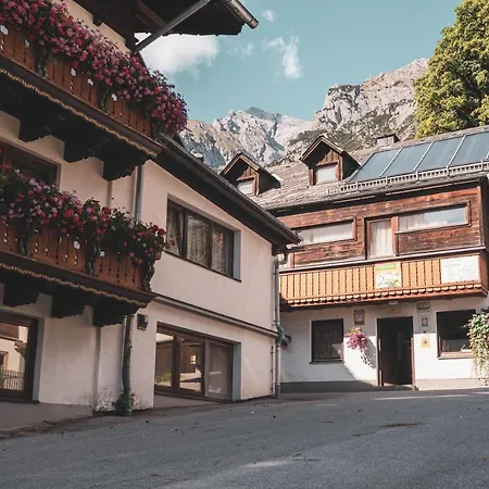 Bio Feistererhof - Charmant Naturlich Seit 1448 Hotel